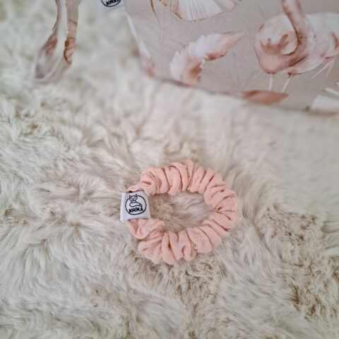 Scrunchie, kímélő hajgumi - Púderpor